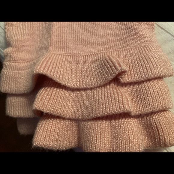 Calvin Klein turtleneck - Picture 2 of 7